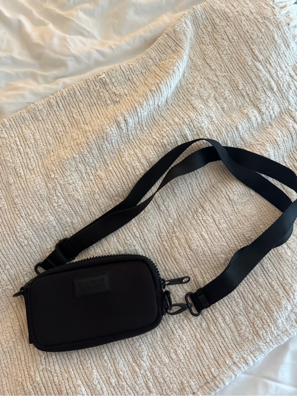 DAGNE DOVER Mara Phone Sling Crossbody Bag